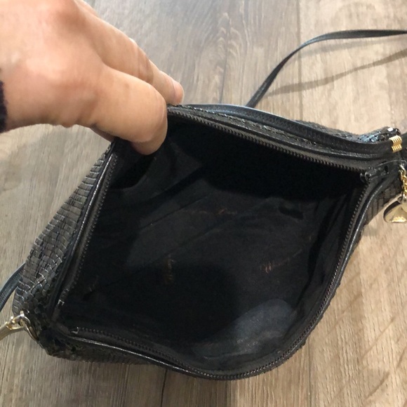 Vintage WHITING & DAVIS Black Metallic Mesh Crossbody or Shoulder Bag - Picture 6 of 13